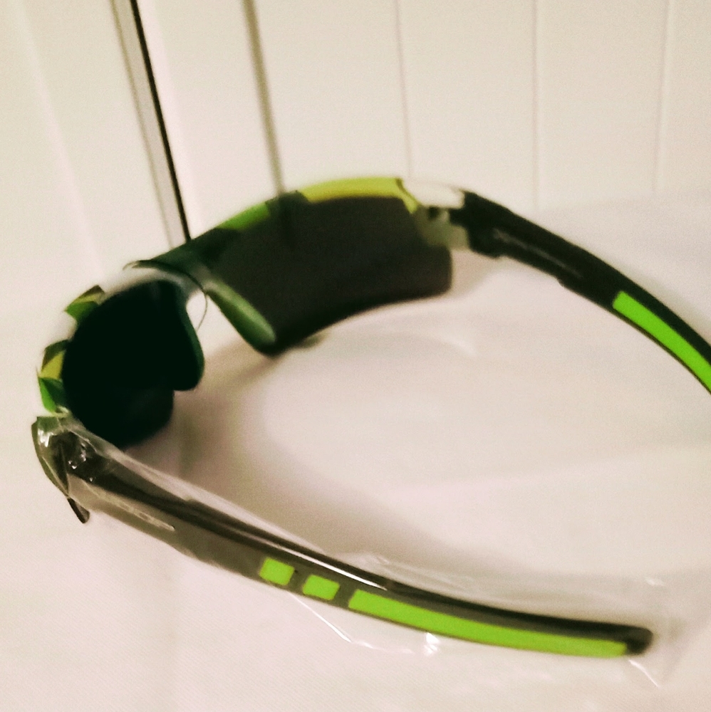 Xloop Sunglasses - Picture 9 of 9